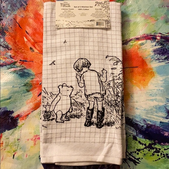 3 Piece Kitchen Set 2 Dish Towels, 1 Oven Mitt Disney Winnie the Pooh Cotton NWT - Picture 2 of 7